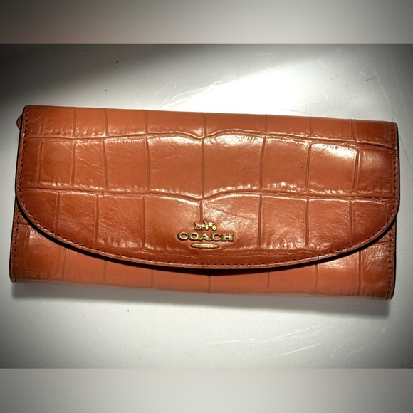 Coach Croc Embossed Ombré long wallet - Picture 13 of 13
